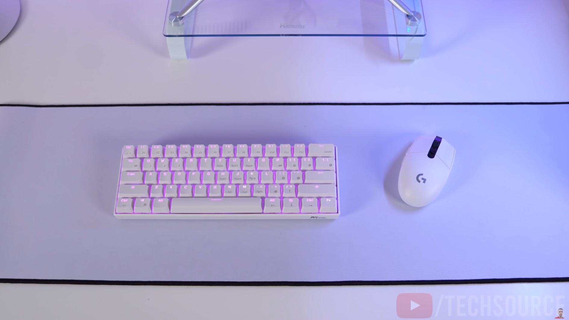 Edgaroganesyan S Setup Minimalistic Gaming Setup Scooget A minimalist gaming setup is one of the best gaming room themes you can use to bring a touch of tasteful elegance to your space. minimalistic gaming setup